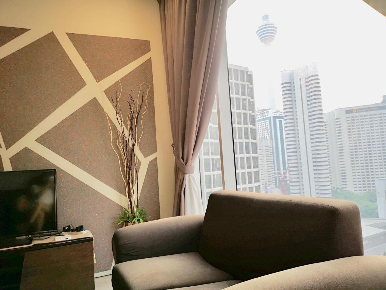 Soho Suites Klcc By Pnut Klcc View Kuala Lumpur Esterno foto